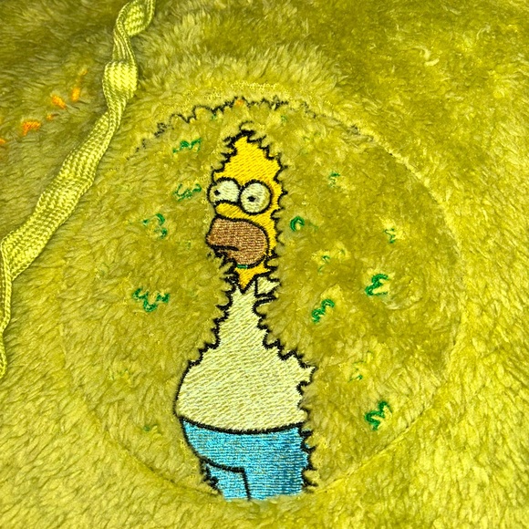 Homer Simpson hoodie and socks - Picture 9 of 11